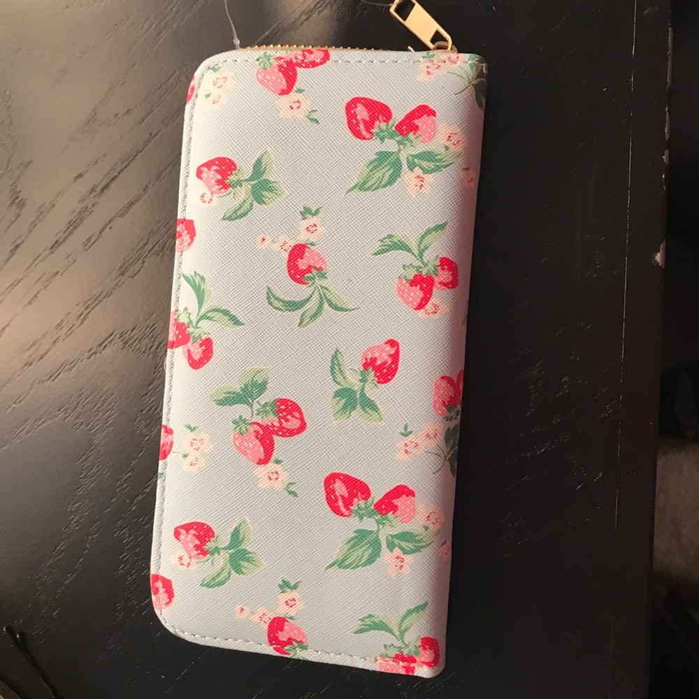Clutch wallet